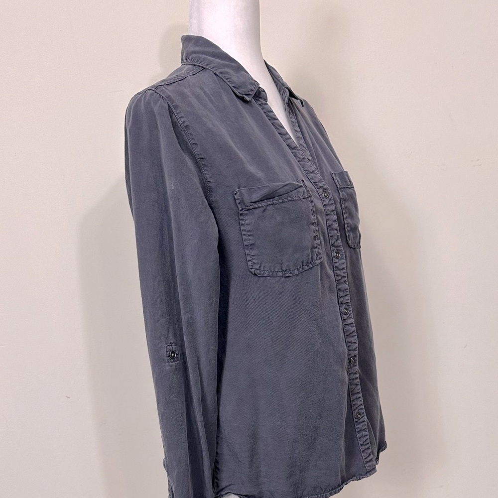 EUC Tinsel 100% Lyocell Long Sleeve w Roll Up Straps Metal Buttons Up Shirt M/L - Picture 2 of 16